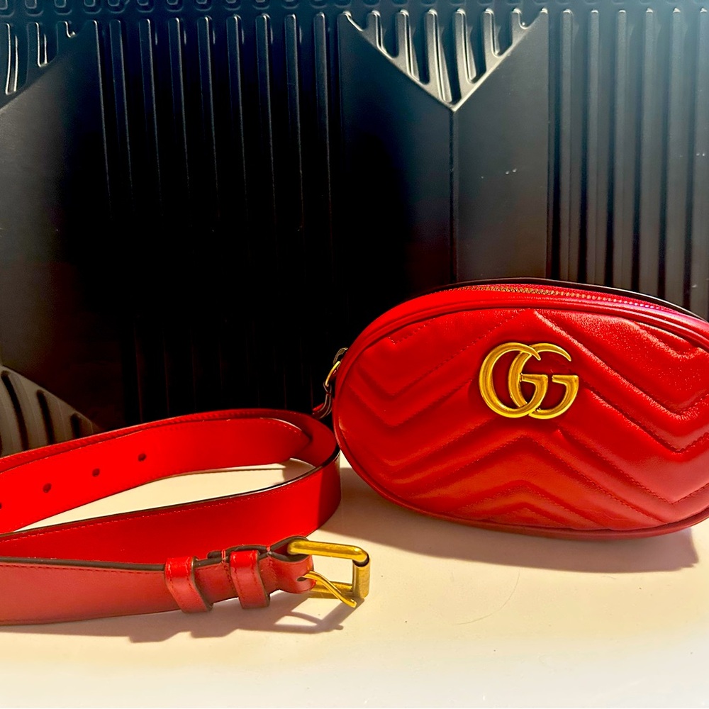 PRISTINE Preloved Gucci Marmount Bum / Shoulder Bag